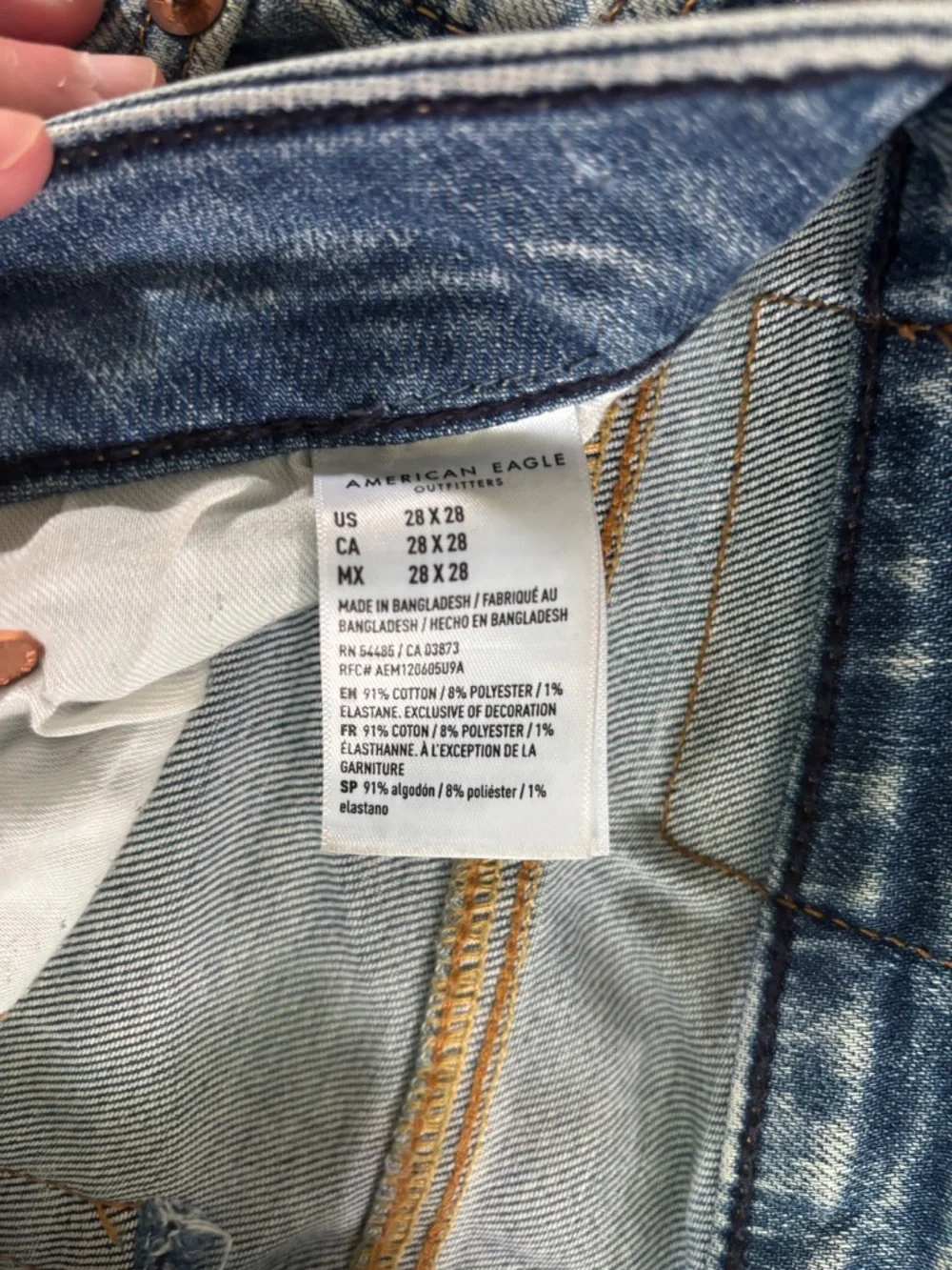 American Eagle Men’s 28x28 Distressed Jeans